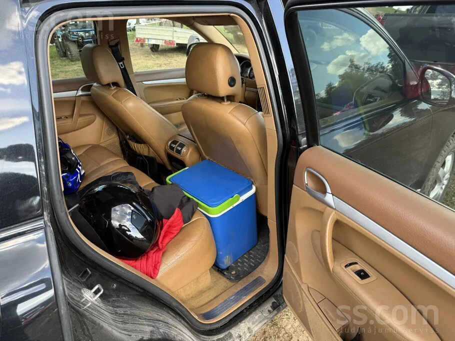 Porsche Cayenne 2005 photo 5