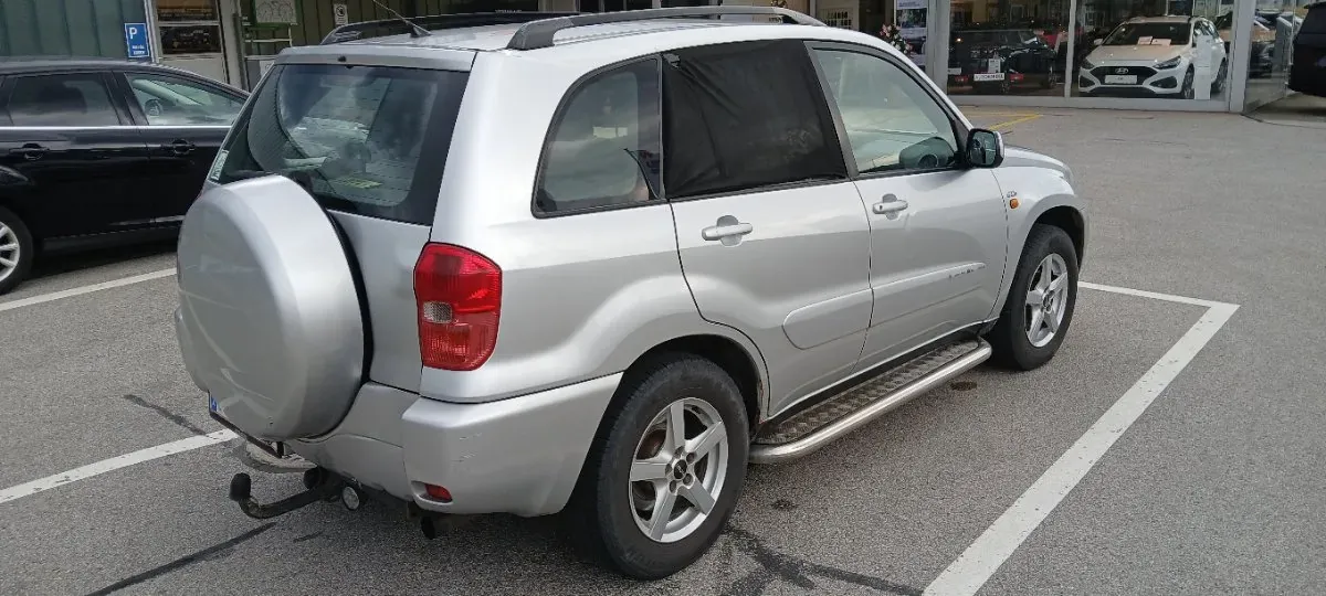 Toyota Rav4 2002 photo 3
