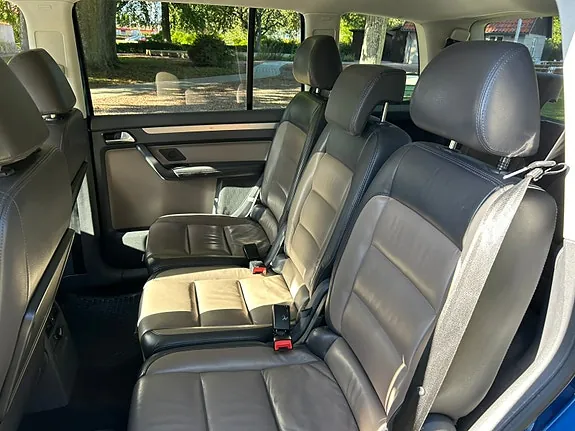 Volkswagen Touran 2008 photo 5