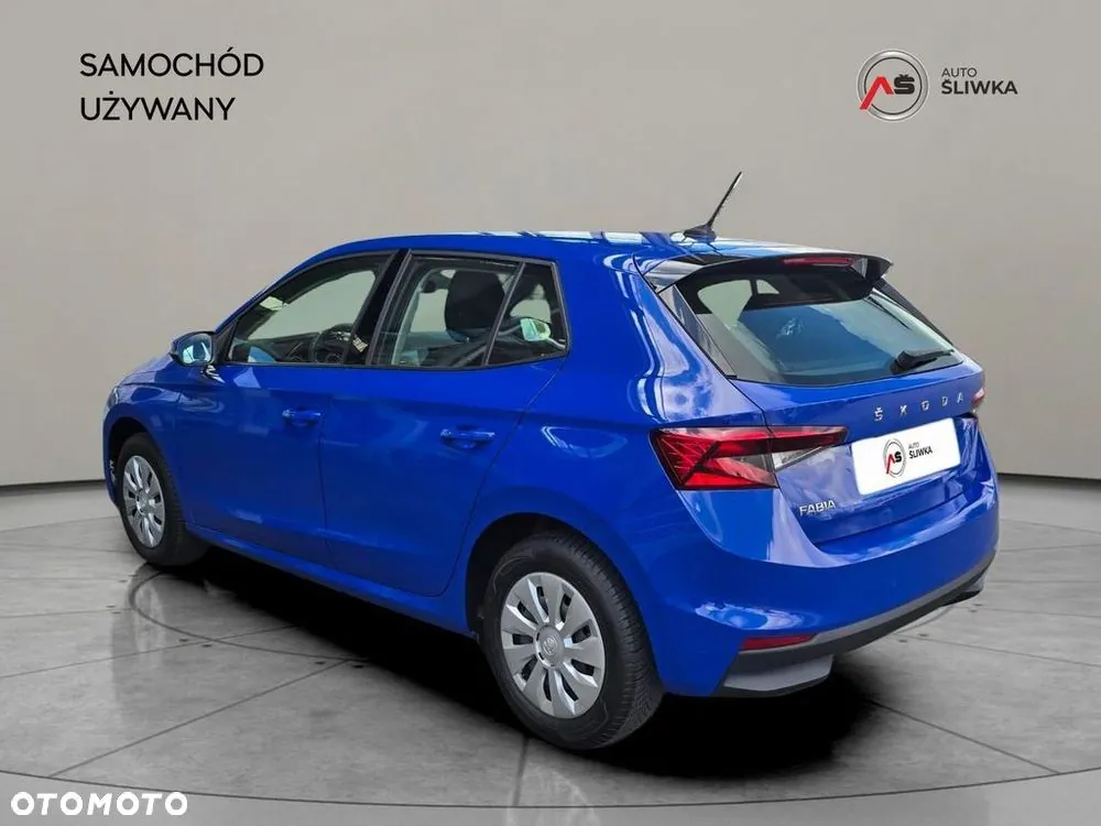 Skoda Fabia 2023 photo 3