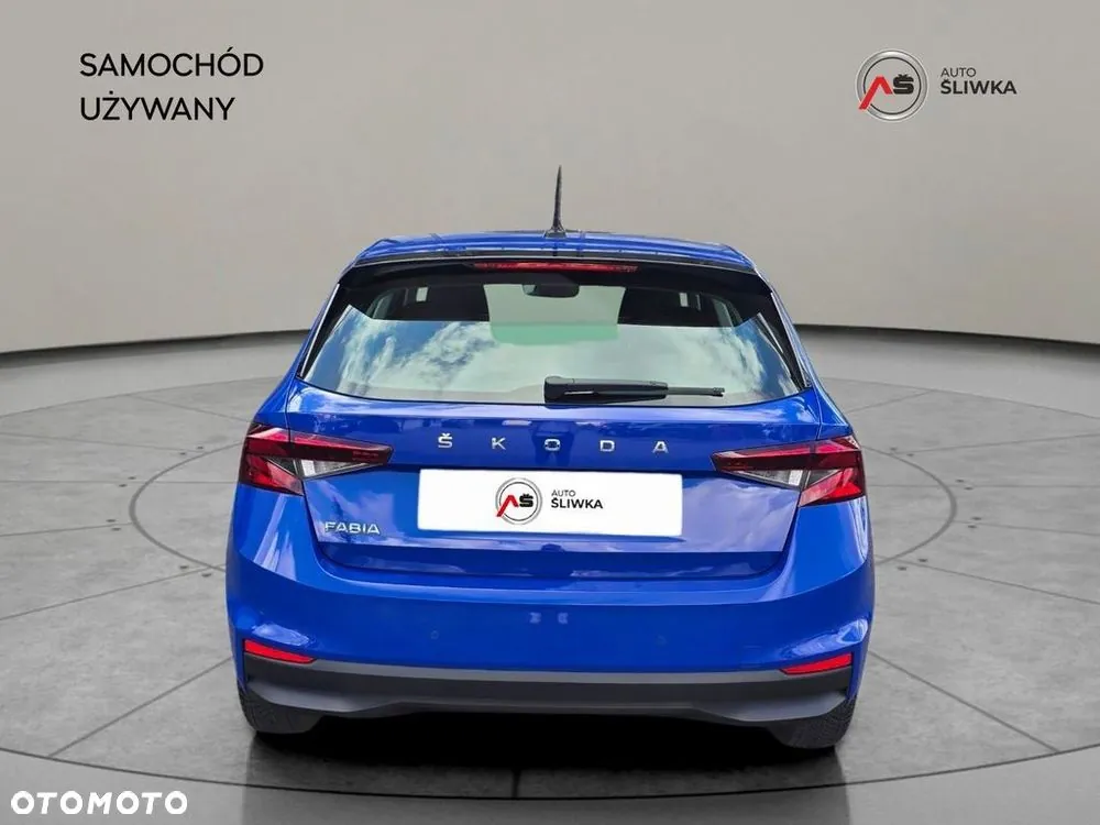 Skoda Fabia 2023 photo 4