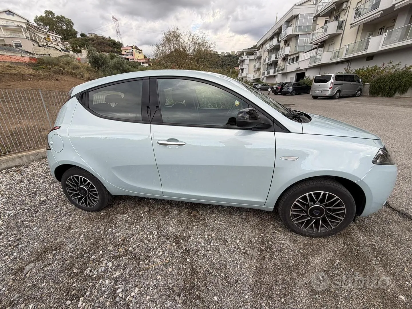 Lancia Ypsilon 2024 photo 2