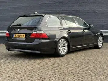BMW Série 5 2009 photo 2