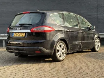 Ford S-Max 2011 photo 2