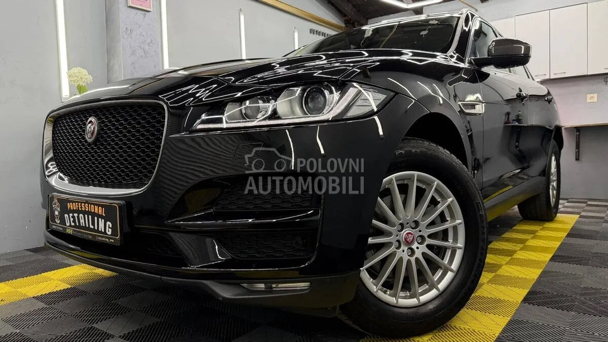 Jaguar F-Pace