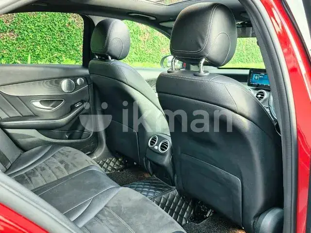 Mercedes-Benz C200 2018 photo 3