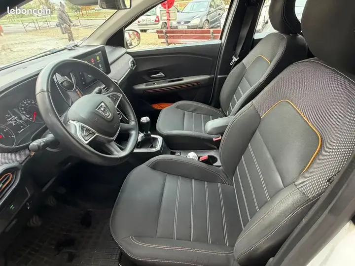 Dacia Sandero 2022 photo 3