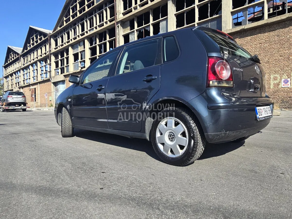 Volkswagen Polo 2005 photo 3