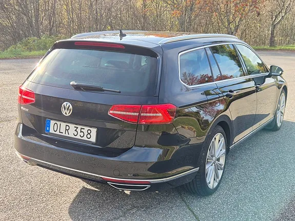 Volkswagen Passat 2015 photo 2