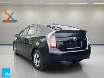 Toyota Prius 2014 photo 3