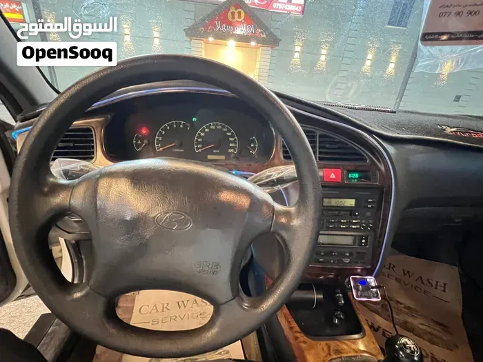 Hyundai Avante 2002 photo 3