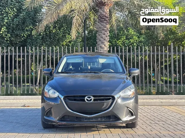Mazda 2 Sport 2016 photo 2