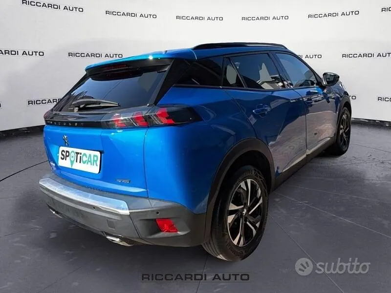 Peugeot 2008 2023 photo 4