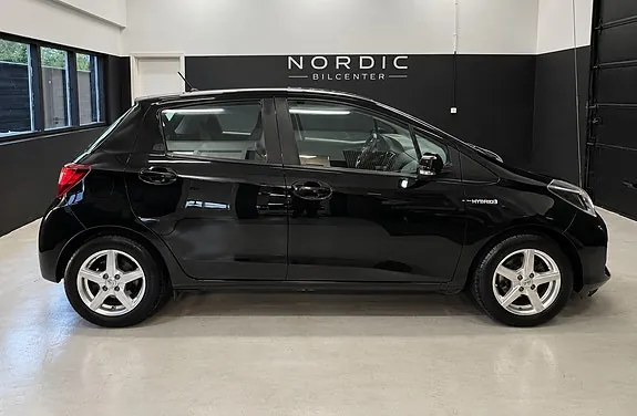 Toyota Yaris 2016 photo 4