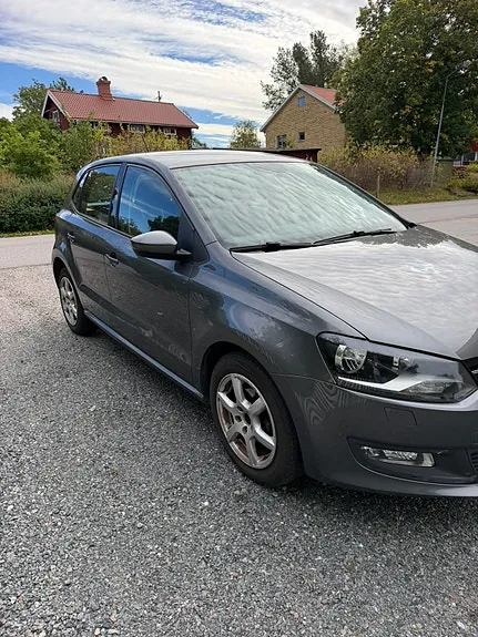 Volkswagen Polo 2012 photo 4
