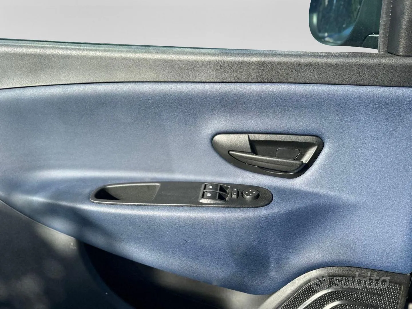 Lancia Ypsilon 2023 photo 5