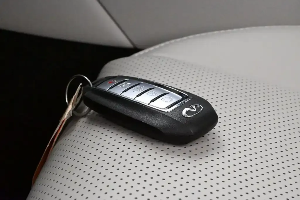 Infiniti Q50 2023 photo 5