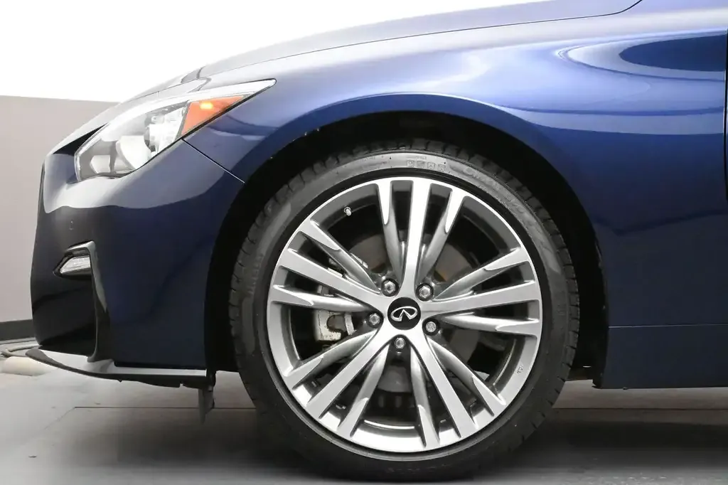 Infiniti Q50 2023 photo 4