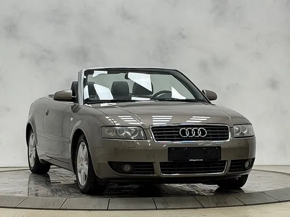 Audi A4 2004 photo 4