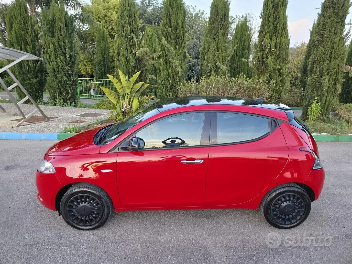 Lancia Ypsilon 2023 photo 2