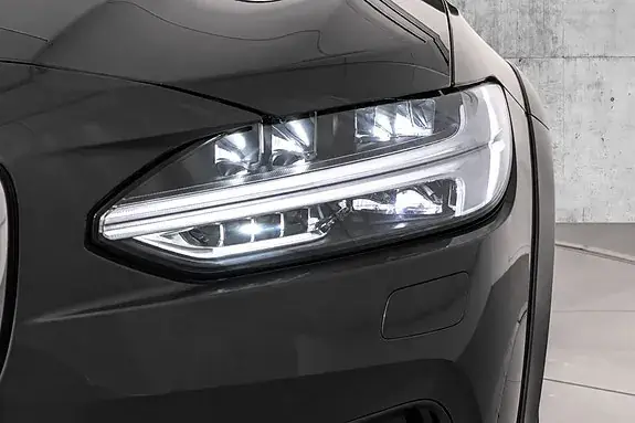 Volvo V90 Cross Country 2019 photo 3