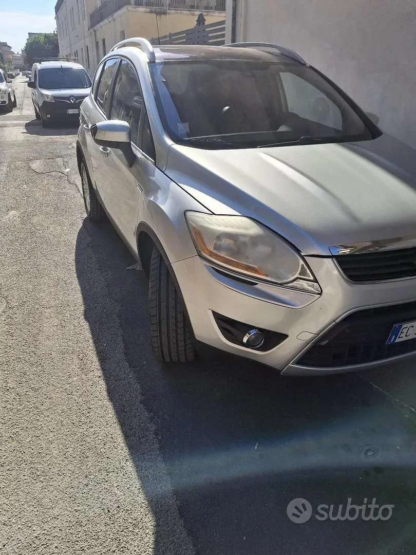 Ford Kuga 2010 photo 2