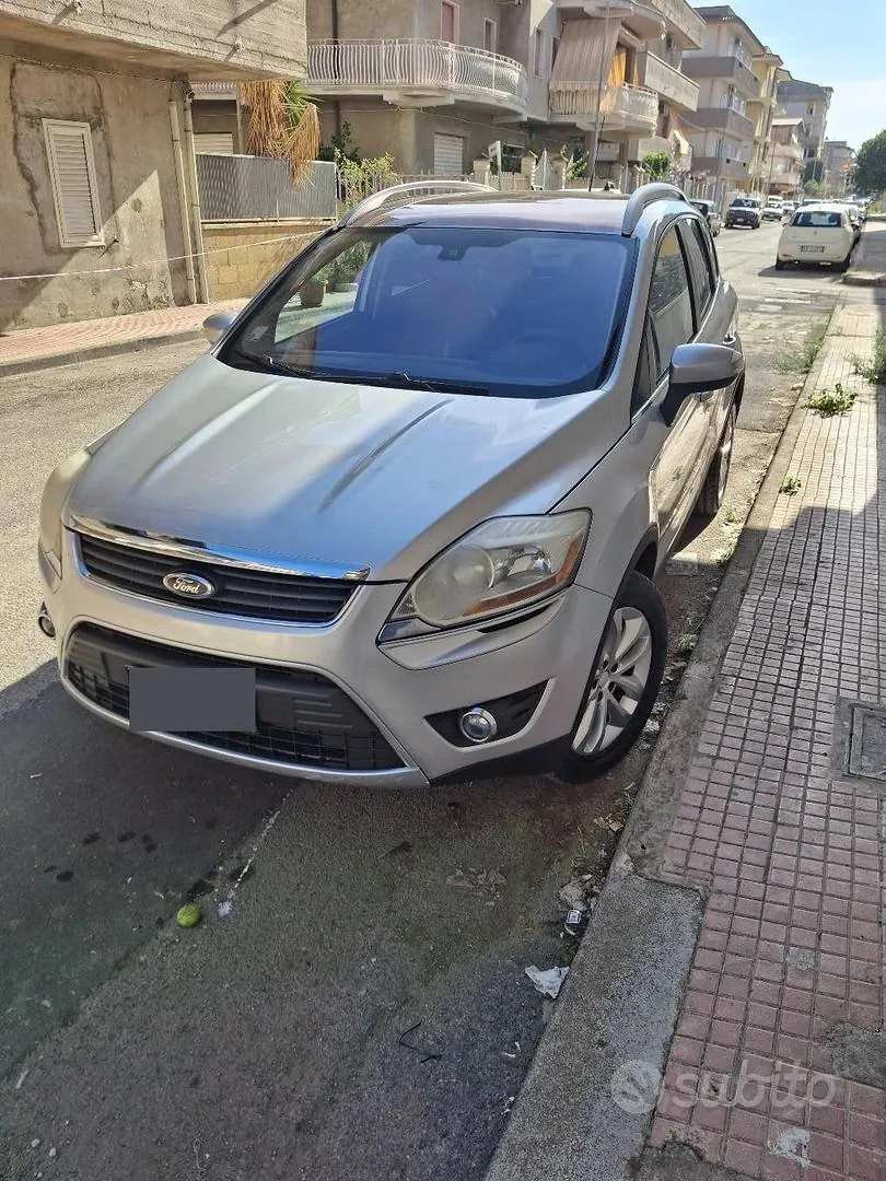 Ford Kuga 2010 photo 3
