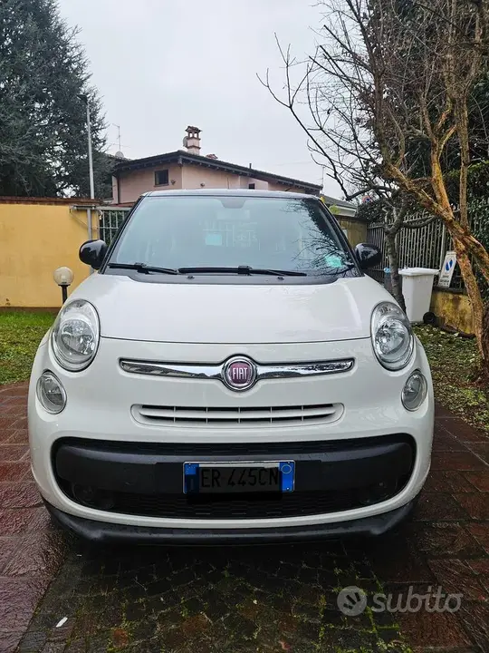 Fiat 500L 2013 photo 2