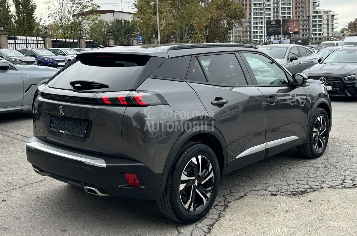 Peugeot 2008 2021 photo 5