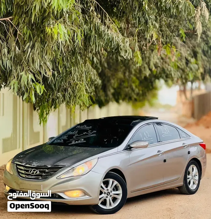 Hyundai Sonata 2012 photo 2