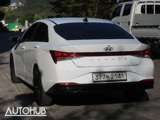Hyundai Avante 2022 photo 4