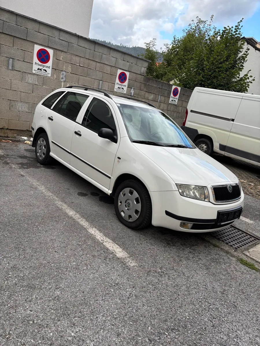 Skoda Fabia 2001 photo 3