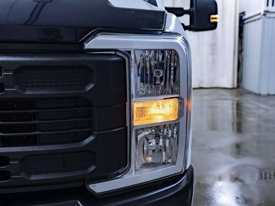 Ford F250 2025 photo 4