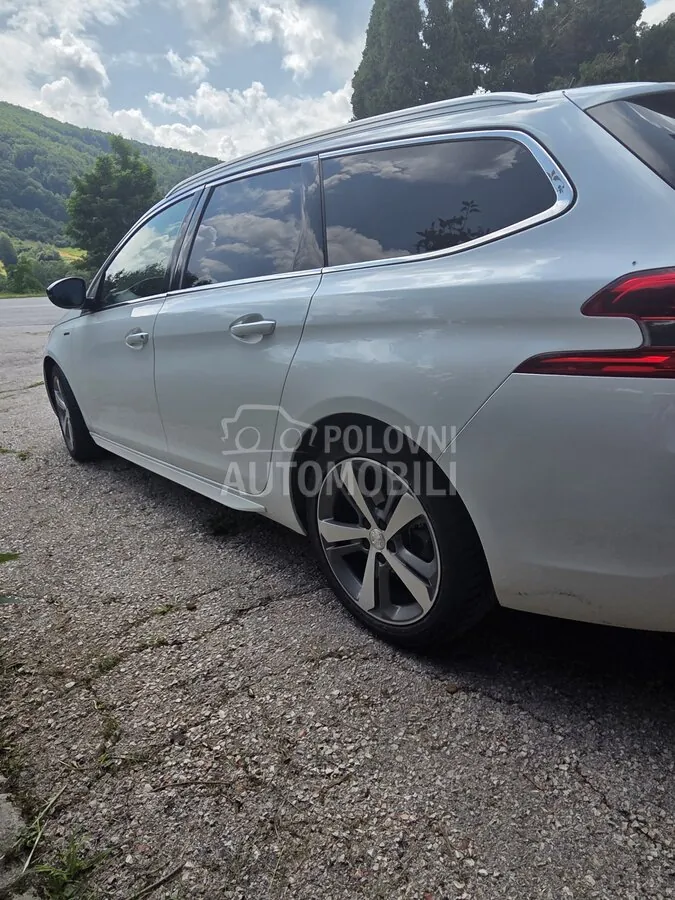 Peugeot 308 2019 photo 5
