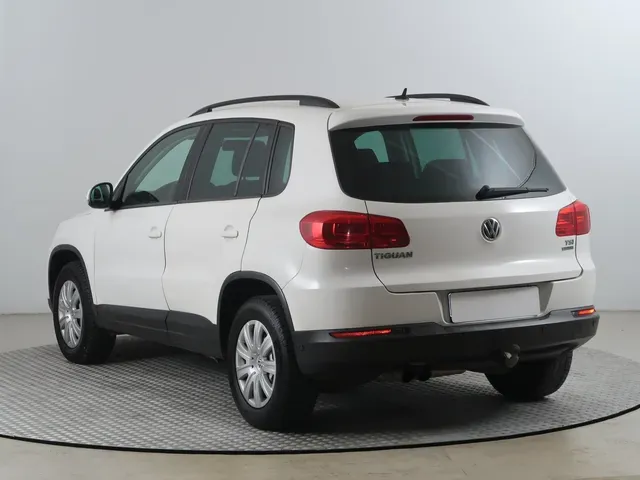 Volkswagen Tiguan 2011 photo 3