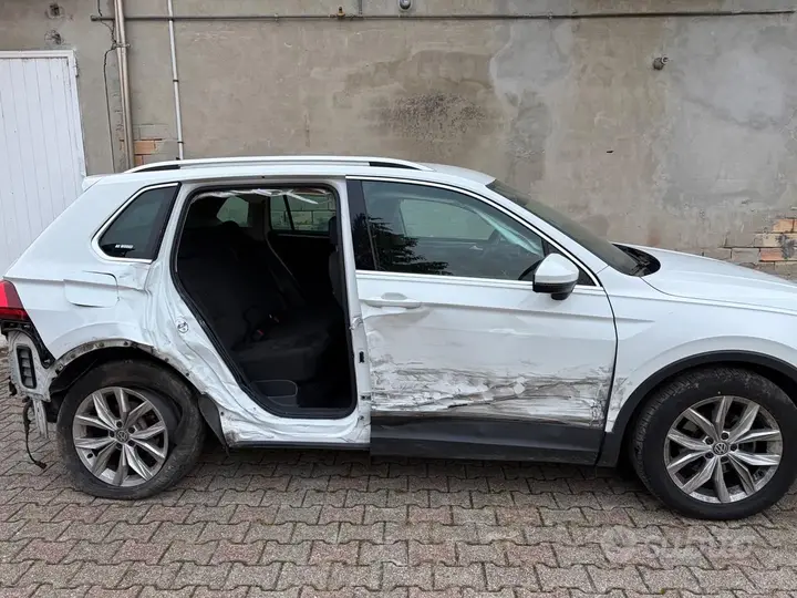 Volkswagen Tiguan 2018 photo 4