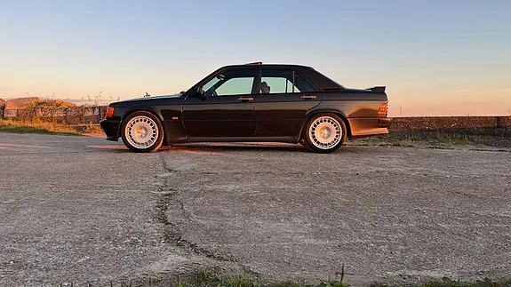 Mercedes-Benz 190 E