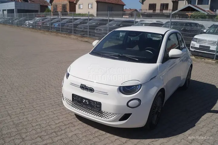 Fiat 500E