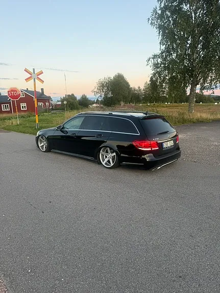 Mercedes-Benz E250 2014 photo 2
