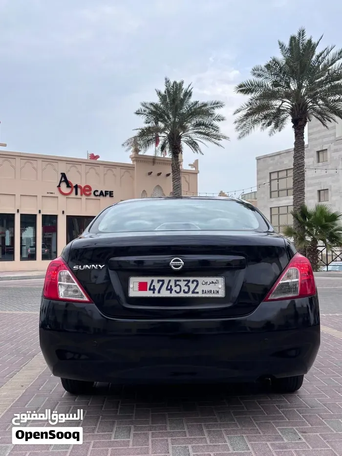 Nissan Sunny 2014 photo 2