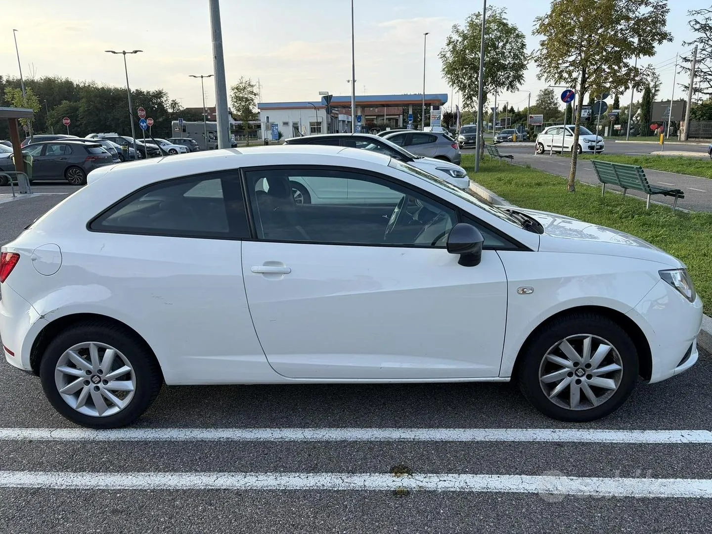 Seat Ibiza 2014 photo 3