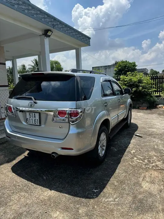 Toyota Fortuner 2013 photo 5