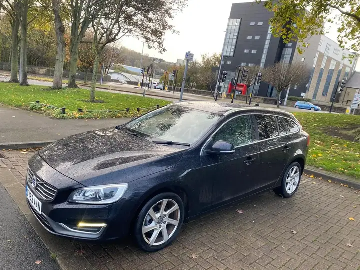 Volvo V60 2013 photo 3