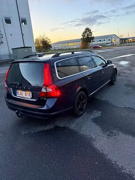 Volvo V70 2011 photo 4