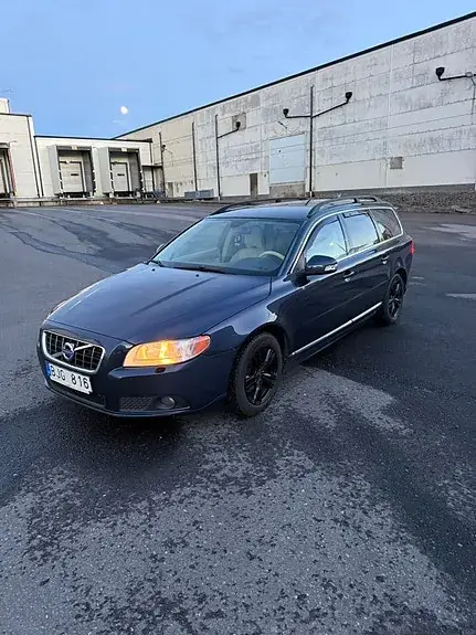 Volvo V70 2011 photo 3