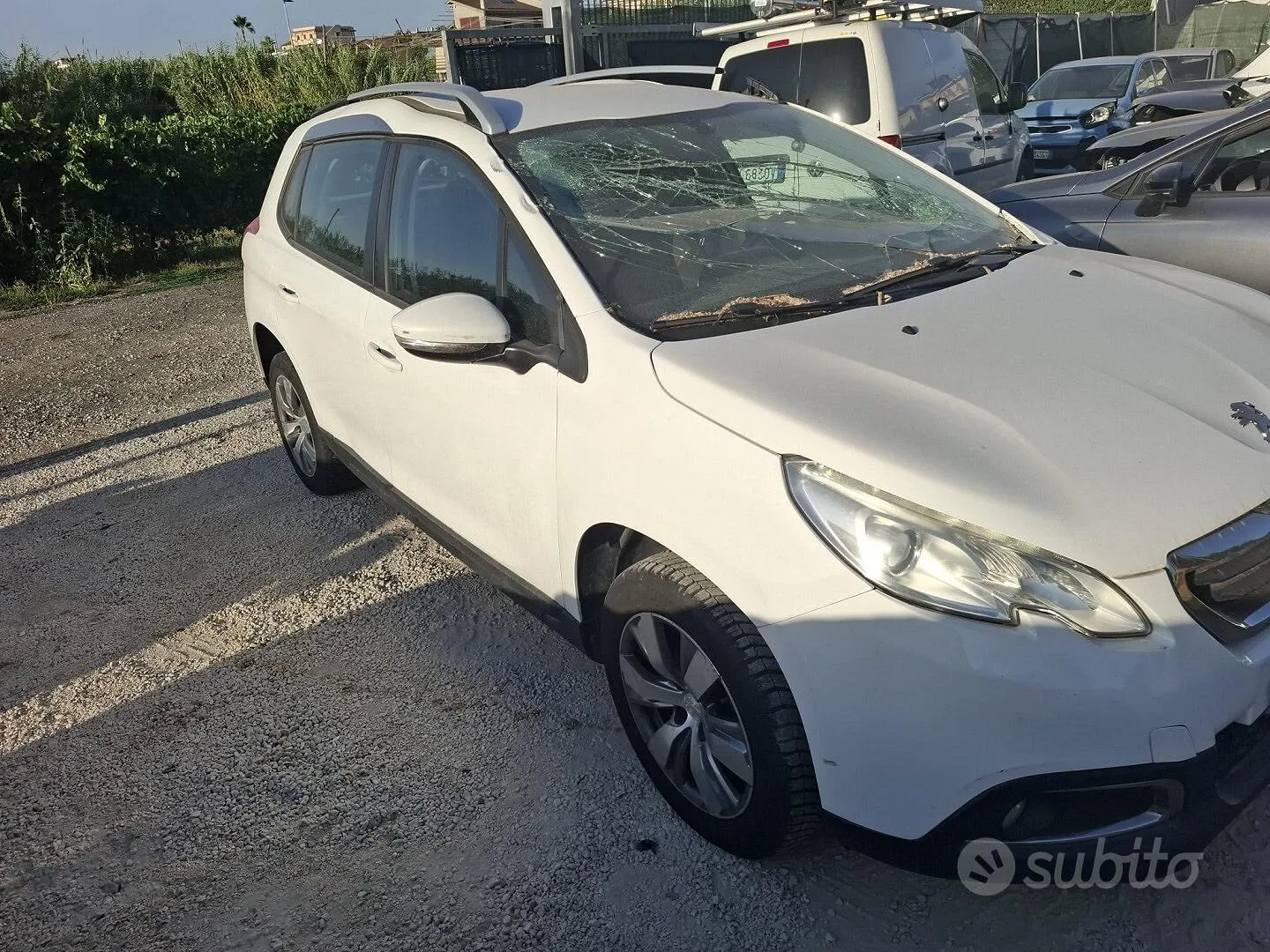 Peugeot 2008 2015 photo 2