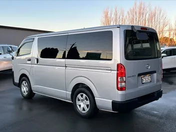 Toyota Regius 2018 photo 5
