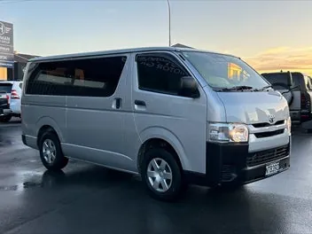 Toyota Regius 2018 photo 3
