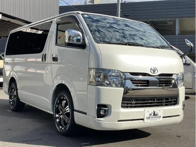 Toyota Hiace 2022 photo 4