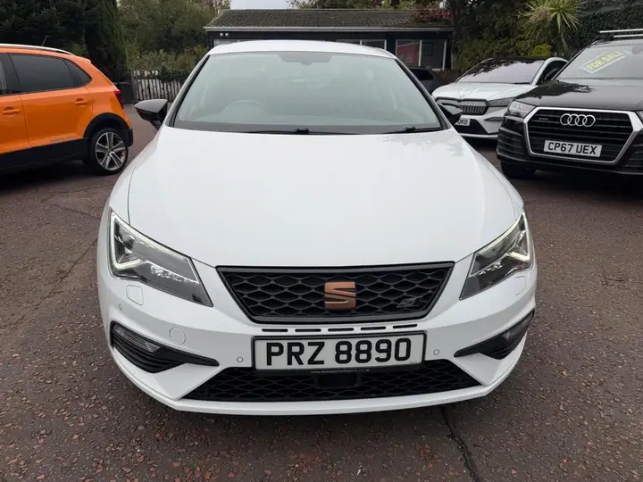 Seat Leon 2019 photo 2